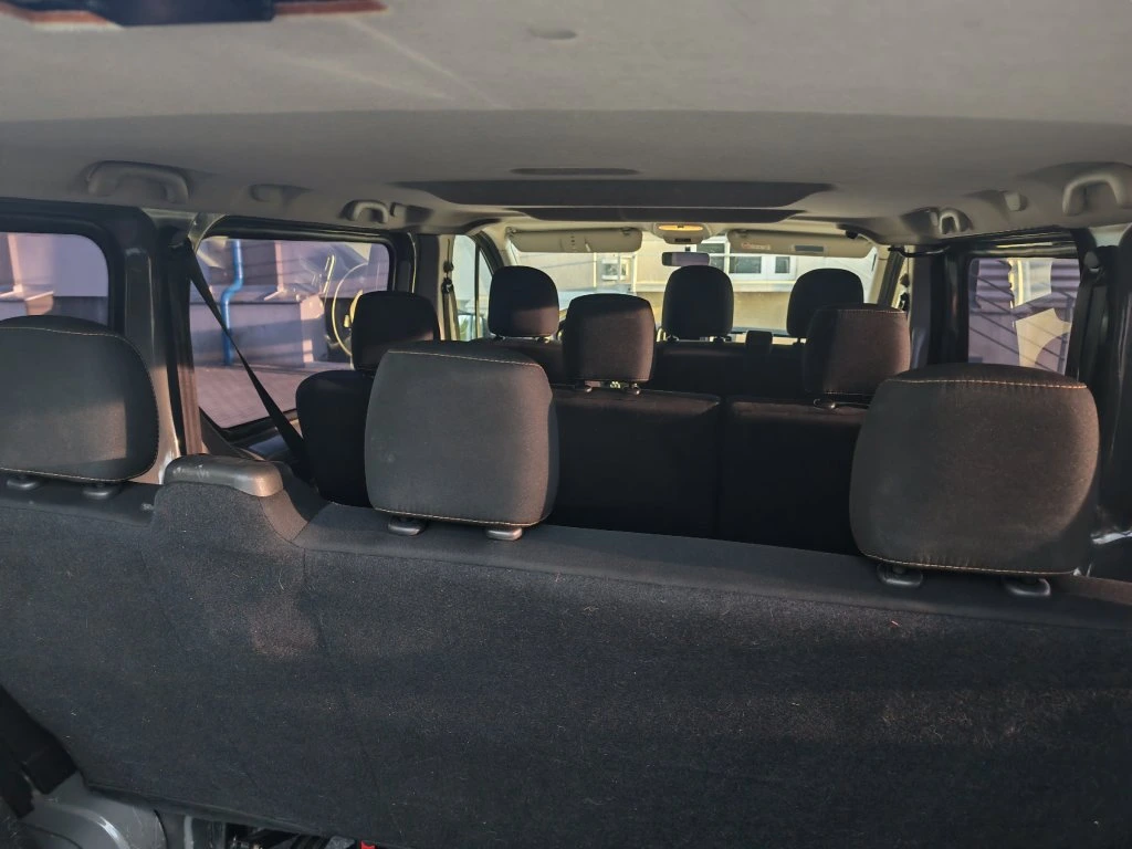 Renault Trafic III 1.6 dCi až pro 9 osob — foto 7